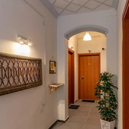 Ports Crossroad C Apartment